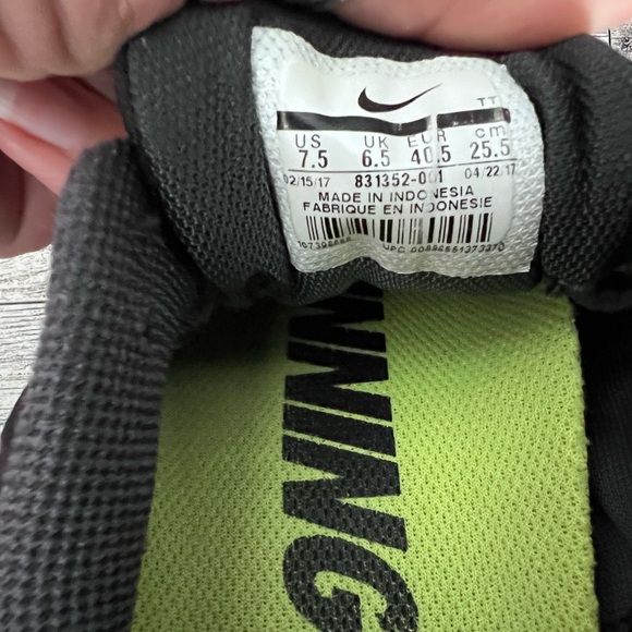 Nike Zoom Pegasus 33 size 7.5 - Picture 8 of 10